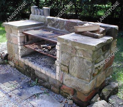 Grill Designs, Stone Bbq, Veneer Stone, Brick Bbq, Outdoor Cooking Area, Wood Grill, Outdoor Bbq Grill, Barbecue Design, Outdoor Barbeque