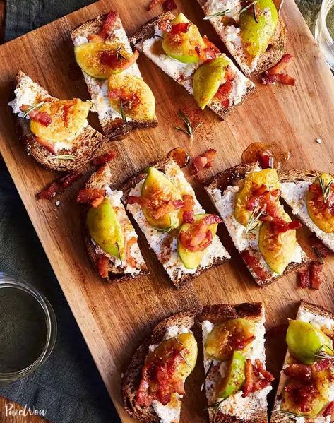 49 Cold Appetizers for Easy Hosting – PureWow Holiday Appetizers Christmas, Fruit Recipe, Christmas Appetizers Party, Fall Appetizers, Make Ahead Appetizers, Appetizers For A Crowd, Fig Recipes, Finger Foods Easy, Cold Appetizers