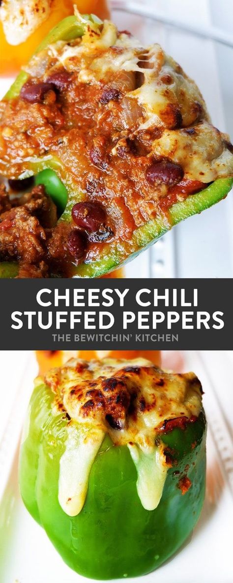 Cheesy Chili Stuffed Peppers with Monterey Jack Jalapeno Cheese. Talk about comfort food with a healthy recipe twist! This family dinner recipe is easy to throw together, especially with leftover chili! Chili Leftovers, Chili Stuffed Peppers, Cheesy Chili, Steak Chili, Family Dinner Recipe, Leftover Chili, Jalapeno Cheese, Chili Ingredients, Chili Cheese