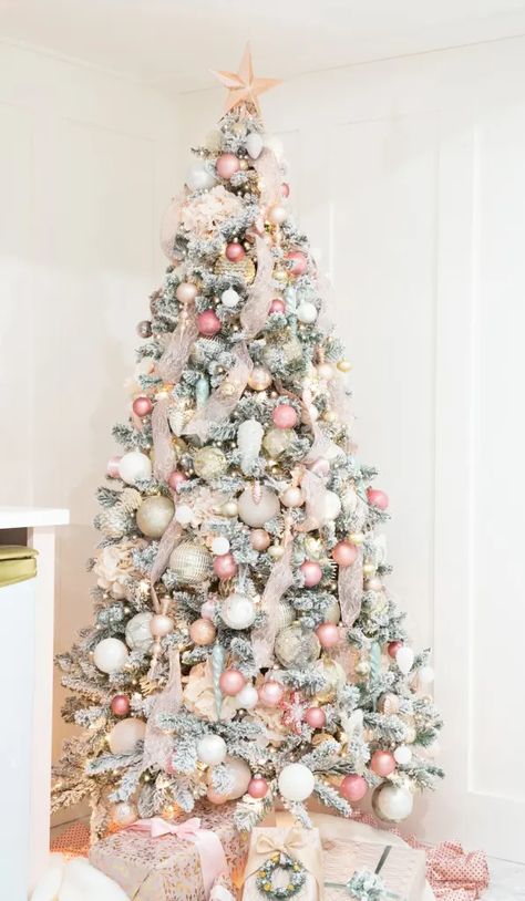 25 Christmas Tree Ribbon Ideas for Decorating a Beautiful Tree Christmas Tree With Ribbon, Tree With Ribbon, Full Christmas Tree, Colorful Christmas Decorations, Decorate A Christmas Tree, Types Of Christmas Trees, Flocked Christmas Trees Decorated, Ribbon Diy, Pink Ornament