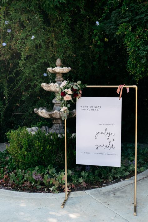 Pvc Welcome Sign Wedding, Gold Wedding Sign Stand, Diy Wedding Sign Stand Pvc, Diy Welcome Sign Stand, Wedding Sign Holder Stand Diy, Pvc Pipe Wedding Sign, Pvc Pipe Sign Stand, Pvc Sign Stand, Sign Holder Stand Diy