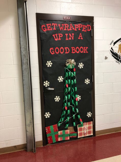 library christmas door! Christmas Book Themed Door Decorations, Ela Christmas Door, English Teacher Christmas Door, Christmas Book Door Decorating Contest, Christmas Library Door Ideas, Library Christmas Door Decorations, Library Christmas Decor, Preschool Christmas Door, Christmas Library Displays