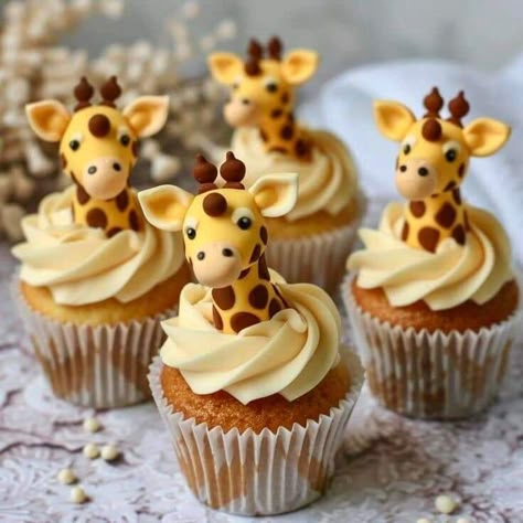 Giraffe Baby Shower Cake, Giraffe Cupcakes, Safari Cupcakes, Baby Shower Cake Designs, Boys First Birthday Cake, Giraffe Cakes, Coffee Cupcakes, Farm Animals Birthday Party, 4th Birthday Cakes