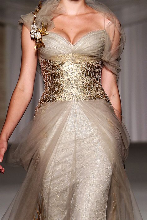 Abed Mahfouz. Fab Frocks, Elven Dress, Abed Mahfouz, Dress Couture, Couture Gown, Gold Dust, Fashion Culture, Haute Couture Fashion, Couture Gowns