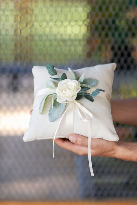 Ceremony Decorations Indoor, Vintage Inspired Wedding Rings, Wedding Ceremony Decorations Indoor, Eucalyptus Wedding Decor, Unique Wedding Ceremony Ideas, Wedding Ceremony Decorations Outdoor, Wedding Ring Cushion, Wedding Ring Bearer Pillow, Ring Display