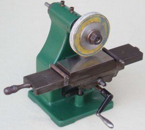 ID this miniature surface grinder? | The Hobby-Machinist Small Milling Machine, Metal Working Machines, Machine Shop Projects, Shaper Tools, Machining Metal Projects, Machinist Tools, Tool Board, Metal Workshop, Metal Lathe