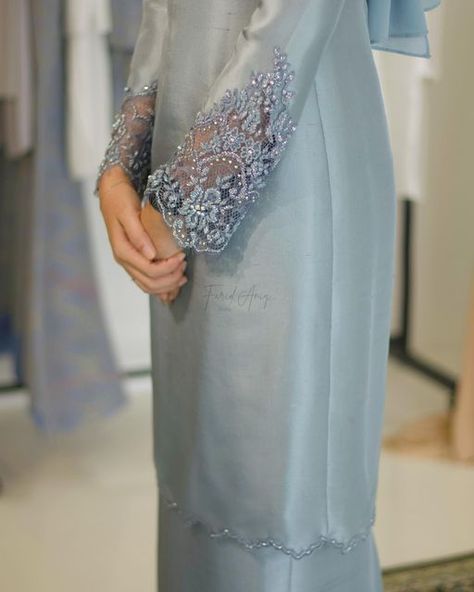 Kurung Moden Design Lace, Shantung Silk Kurung Design, Baju Kurung Modern Style, Shantung Silk Kurung, Design Baju Kurung Fashion, Baju Kurung Fashion, Baju Kurung Moden Style, Kurung Lace, Kurung Modern