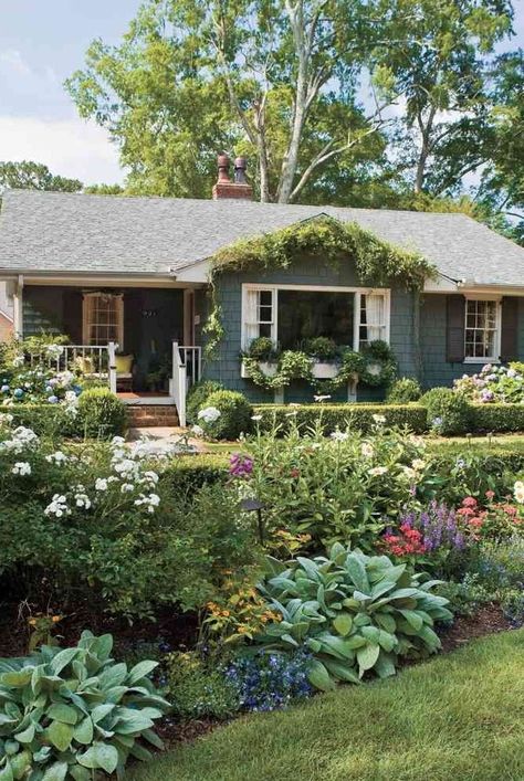 Minnesota Gardening, Layer Garden, Gray Siding, Southern Cottage, Nantucket Style, Southern Garden, Number 21, Country Gardens, Perennial Border