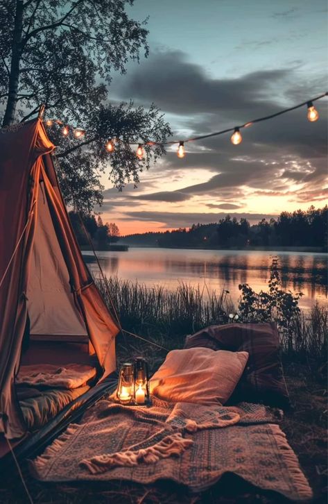 Life Experiences Aesthetic, Camping Date Aesthetic, Aesthetic Outdoor Pictures, Living Together Aesthetic, Laughter Aesthetic, Aesthetic Travel Pictures, Camping Date, Water Scenery, Aesthetic Camping