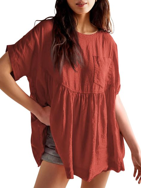 PRICES MAY VARY. Made from high-quality materials, soft linen-blend, cotton, soft, lightweight, comfortable to wear all day. this cute flowy mini dress top flatters all body types Design: Loose fit, oversized, babydoll-inspired silhouette, short sleeve, crew neck, chest pocket, keyhole closure at back, pleated detailing for added fashion, solid color, summer peplum tops, loose mini dress Easy Match: Babydoll tops for women are perfect to pair with any jeans, leggings, shorts, and sweatpants. Als Tops That Go With Linen Pants, Summer Fits Going Out, Loose Pregnancy Outfits, Southern Mom Style, Petite Boho Style, Postpartum Fashion Summer, Outfits For Big Belly Women, Amazon Womens Fashion, Apron Belly Outfits