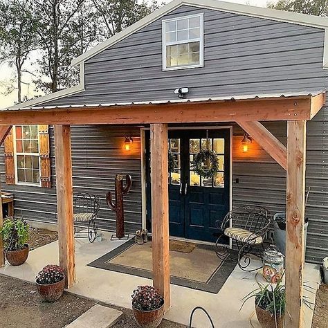 Barndominium Life on Instagram: “🏘️ The Most Amazing Small Barndominium You’ve Ever Seen ✨ To those who are planning and interested in Barndo design and construction,…” Small Rustic House, Small Barndominium, Barndominium Plans, Small Barn, Pole Barn House Plans, Barn Style House Plans, Prison Guard, Barndominium Floor Plans, Barndominium Ideas Interiors