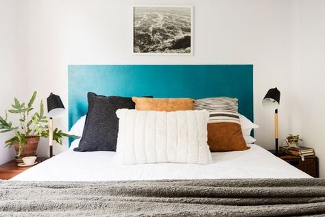 Bedroom No Headboard Ideas, Bedroom Decor No Headboard, Bedroom Ideas No Headboard, Bedroom No Headboard, Ikea Headboard, Make Your Own Headboard, Faux Headboard, Diy Wood Headboard, Boho Headboard