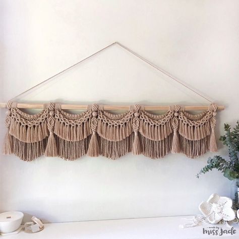 Macrame Toran, Simpul Makrame, Macrame Garland, Macrame Tutorials, Macrame Wall Hangings, Macrame Knots Tutorial, Boho Crafts Diy, Makramee Diy, Macrame Wall Hanging Diy