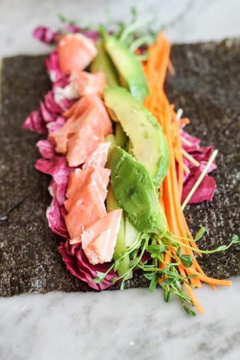 Keto Nori Wrap, Seaweed Meals, Nori Recipes, Wildfit Spring, Sushi Sandwiches, Nori Recipe, Slow Roasted Salmon, Nori Wraps, Sushi Photo