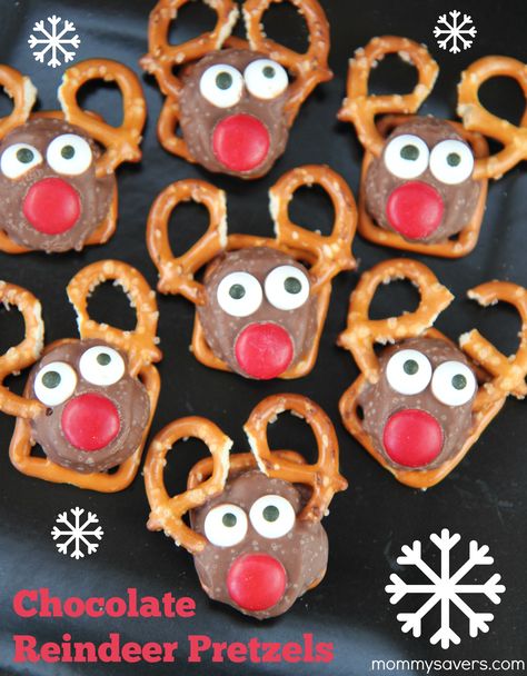 Pretzel Reindeer, Cute Thanksgiving Desserts, Rolo Pretzels, Pretzel Treats, Dump Cake Pumpkin, Pineapple Desserts, Reindeer Cookies, Pretzel Twists, Chocolate Candy Melts