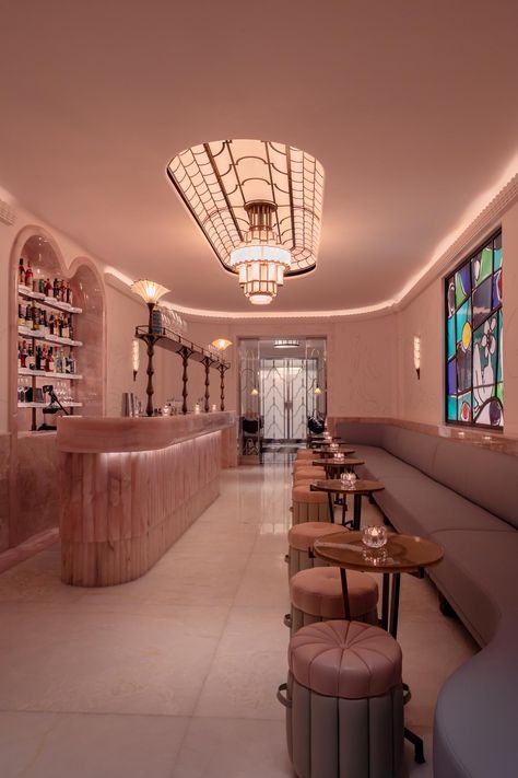 Best Bars London, Claridges London, Matcha Shop, Bars In London, Champagne Room, Claridges Hotel, Mayfair Hotel, Frieze London, Architecture Restaurant