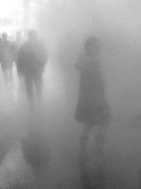 رعب نفسي, Odaiba, Gray Aesthetic, Arte Obscura, The Fog, Dark Photography, Arte Horror, White Aesthetic, White Photography