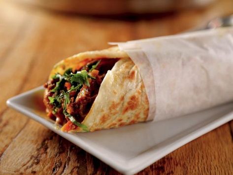 Kati Roll, Canning Crushed Tomatoes, Tamarind Chutney, Skinless Chicken Thighs, Shredded Carrot, Coriander Seeds, Fennel Seeds, Rolls Recipe, Fresh Cilantro