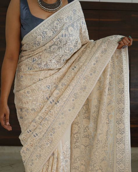 A testament to timeless beauty *Exclusive Pure Georgette silk sarees adorned with the intricate charm of Lucknowi Chikankari handwork* 💞💞 Running blouse piece with border For Own this for 8200 free shipping Lucknowi Chikankari Lehenga, Lucknowi Saree, Lucknowi Chikankari Saree, Chikankari Saree, Cape Fashion, Lehenga Red, Lucknowi Chikankari, Bridal Lehenga Red, Wedding Clothes