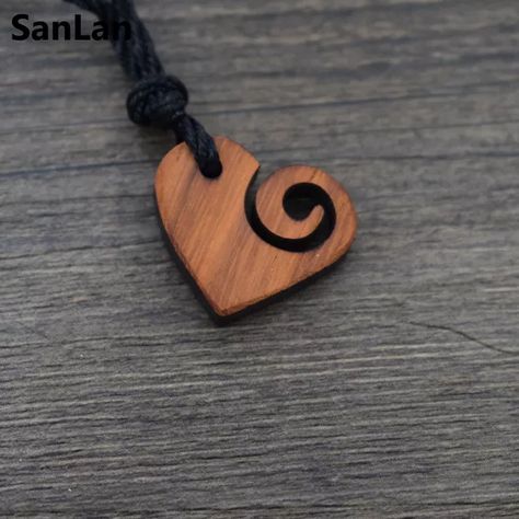 Wood Necklace Pendant, Wood Jewelry Diy, Heart Wave, Wooden Jewelery, Wood Craft Patterns, Dremel Carving, Wood Jewelery, Wave Jewelry, Ocean Heart