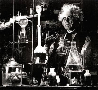 Mad Scientist Lab, Crazy Scientist, Paranormal Research, Mad Science, Weird Science, E Mc2, Science Lab, Foto Vintage, Science Fair