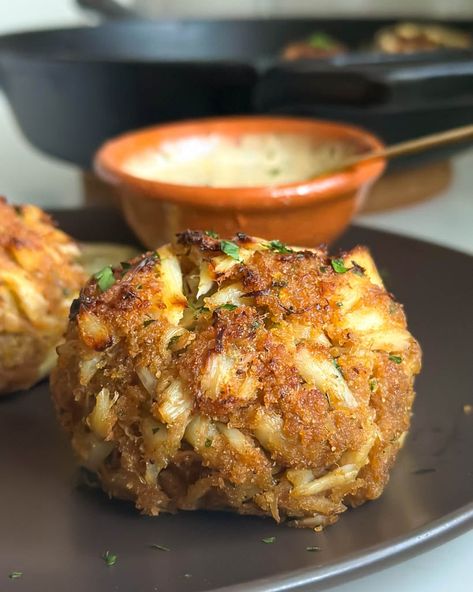 Best Authentic Maryland Crab Cake Recipe - Good Food Baddie Faidleys Crab Cakes Recipe, Maryland Crab Cakes Recipe Old Bay Seasoning, Crabcakes Recipe Maryland, Maryland Crab Balls, Crab Cake Balls Recipe, Crab Cakes Maryland Style, Crab Balls Recipe Baked, Best Maryland Crab Cakes Recipe, Crabcakes Recipe Best Maryland