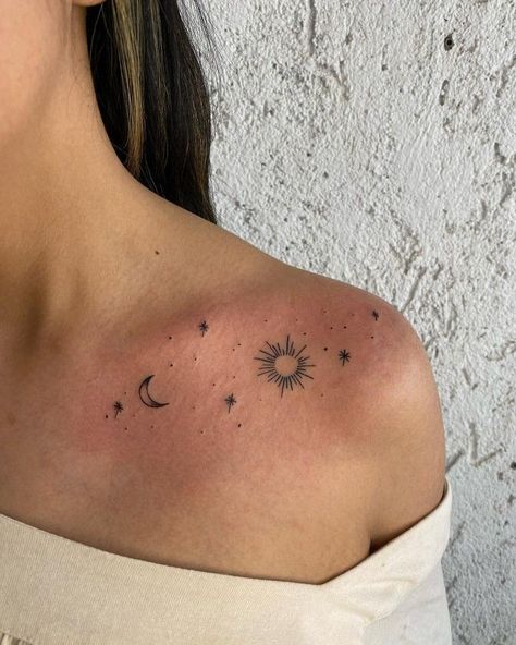 Crescent Moon Tattoo On Collar Bone, Constellation Tattoo Collarbone, Colar Bone Tattoo For Women Unique Baddie, Sparkles On Collarbone Tattoo, Stars On Collar Bone Tattoo, Collar Tattoo, Shoulder Cap Tattoo, Butterfly Tattoo On Shoulder, Small Chest Tattoos