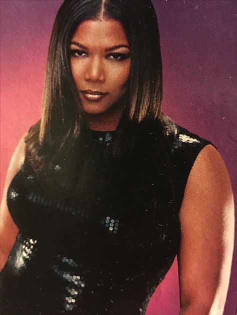 Hail to the Queen Queen Latifah in 1999 Queen Latifah 90s Fashion, 1980 Photoshoot, Queen Latifah 90s, Queen Latifah Style, Queen Latifa, Black 90s Fashion, Kei Visual, Queen Queen, Vintage Black Glamour