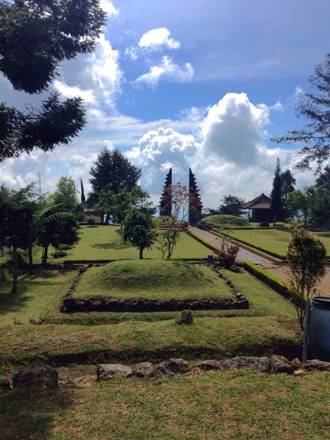 Candi Cetho, Karanganyar, Central Java, Indonesia Candi Cetho, Candi Candi, Central Java, Makassar, Java, Temple, Indonesia, Natural Landmarks, Photography