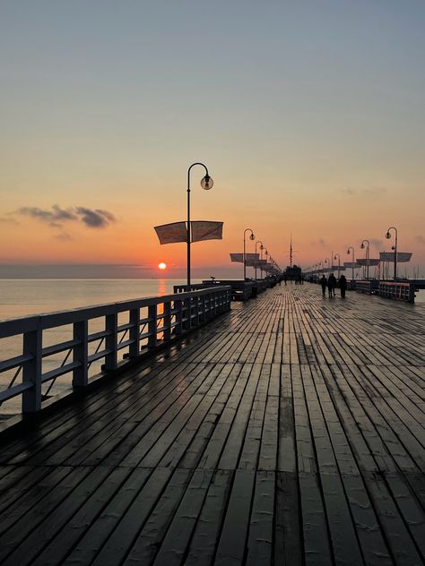 Pier Aesthetics, Poland Beach, Poland Aesthetics, Polish Core, Poland Trip, Brand Persona, Sopot Poland, Aesthetic Sun, Nostalgic Aesthetic