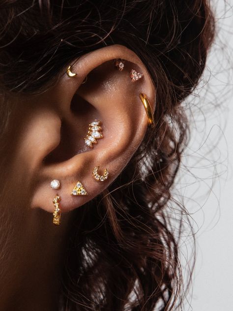 Cool Ear Piercings, Cute Piercings, Shine Bright Like A Diamond, Ear Candy, Body Mods, Ear Jewelry, Piercing Jewelry, Earings Piercings, Ear Piercings