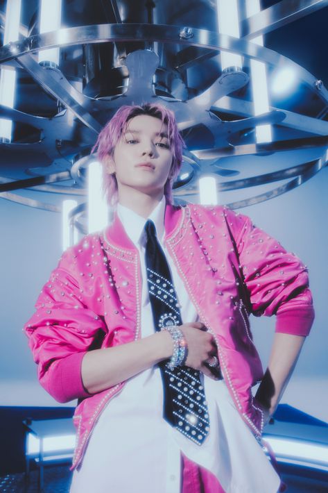 Watch: NCT 127 Oozes Confidence In Powerful “Fact Check” Comeback MV | Soompi Photo Facts, Fact Check, Popular People, Fact Checking, Lee Taeyong, Nct Taeyong, Light Of My Life, Korean Men, Pretty Men