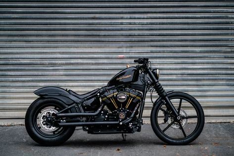 Engine, machine, motor and motorcycle | HD photo by Harley-Davidson (@harleydavidson) on Unsplash Photography Motorcycle, Doctor Images, Motorcycle Images, Harley Davidson Wallpaper, Super Images, Vintage Motorcycle Posters, Motorcycle Brands, Motorcycle Pictures, Harley Davidson Motor