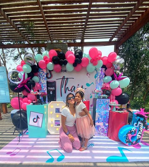 Tik Tok Party Ideas For Kids, Tiktok Theme Birthday Party, Tiktok Party Ideas, Tik Tok Birthday Party Ideas, Tiktok Birthday Party Ideas, Tiktok Party, Tiktok Birthday, Themed Party Ideas, Grad Photography