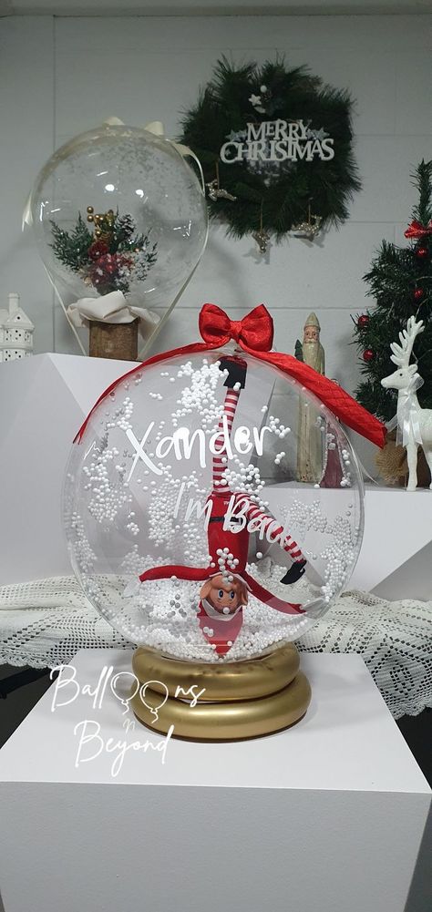 Elf On The Shelf Arrival Ballons, Bobo Balloon Ideas Christmas, Elf Stuffed Balloons, Elf On The Shelf Ideas Welcome Back Balloons, Elf Inside A Balloon, Diy Christmas Balloon Ideas, Stuffed Balloon Ideas Gifts Christmas, Elf On Shelf In Balloon, Elf I’m Back Balloon