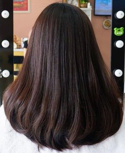 Deep U Haircut Long Hair, U Cut Haircut, Deep U Cut Haircut, Deep U Haircut, U Haircut, U Cut, Hair Style On Saree, Straight Hair Cuts, Beautiful Hairstyle