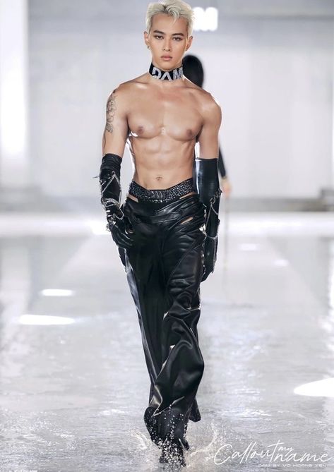 Wrestling Outfits Men, Aesthetic Male Outfits, Wrestling Outfits, Gender Fluid Fashion, Clubbing Outfits, Queer Fashion, Street Fashion Men Streetwear, Anime Guys Shirtless, The Kardashians