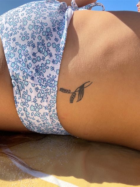 small tiny tattoo black lavender plant on ribs beach bathing suit summer Bailey Tattoo, Lavender Tattoo, Madison Bailey, Infinity Tattoo, Lavender, Tattoos