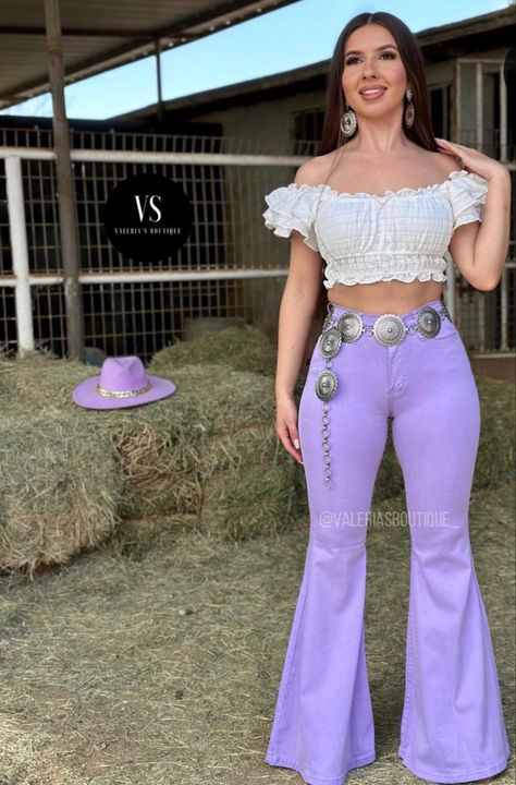 Purple Quince Surprise Dance Outfits, Purple Vaquera Outfits, Plus Size Bell Bottoms Outfit, Quince Surprise Dance Outfits, Surprise Dance Outfits, Baile Outfits, Bunny Outfits, Bell Bottom Jeans Outfit, Vaquera Outfit