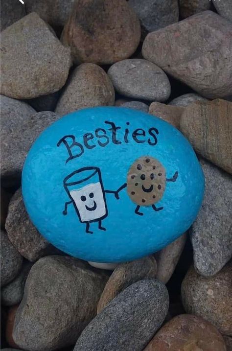 Rock Painting Ideas Best Friends, Cute Rock Drawing, Unique Gift For Best Friend, Painting Ideas For Rocks, Best Friend Rock Painting Ideas, Painting Ideas Rocks, Painting Rocks Aesthetic, Square Rock Painting Ideas, Ideas To Paint On Rocks