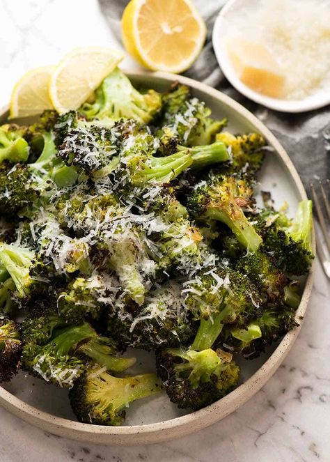 Best Roasted Broccoli, Magic Ingredients, Roasted Broccoli Recipe, Autumn Side Dishes, Snacks Under 100 Calories, Healthy Sweet Snacks, Recipetin Eats, Broccoli Cheese Soup, Daily Recipes