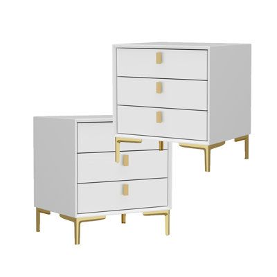 This two-pack of two-tone, three-drawer nightstands gets a stylish upgrade in storage. The drawers are filled with neat socks, pyjamas or remotes, and reading lists, while the spacious tabletops are filled with morning Java and lamps. From bedroom to living room, this bedside table breathes life into your everyday life and awakens your style. | Everly Quinn Verdiana 3 - Drawer Bachelor's Chest in Black/White 21.3 x 19.6 x 15.9 in, Wood | C008989777_1613772366 | Wayfair Canada Cute Bed Side Tables, Dorm Bedside Table, White Bed Side Table, Night Stand Ideas, Storage Ideas For Bedrooms, End Tables Bedroom, Cute Bedside Table, Apartment Bedrooms, Preppy Dorm Room