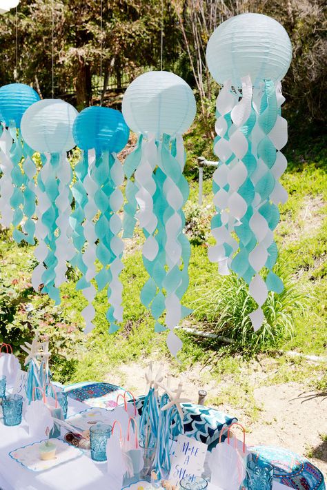 Splash Mermaid, Ocean Birthday Party, Shark Themed Birthday Party, Mermaid Birthday Party Decorations, Mermaid Theme Birthday Party, Anniversaire Diy, Birthday Mermaid, Beach Birthday Party, Ocean Birthday