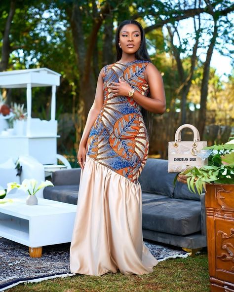 Traditional Dresses Designs African, Classy Ankara Dresses, Capulana Dress, African Wedding Guest Outfit Classy, African Design Dresses Classy, Traditional African Wedding Dress, Roora Dresses, African Wedding Guest Outfit, Lobola Outfits Woman Dresses