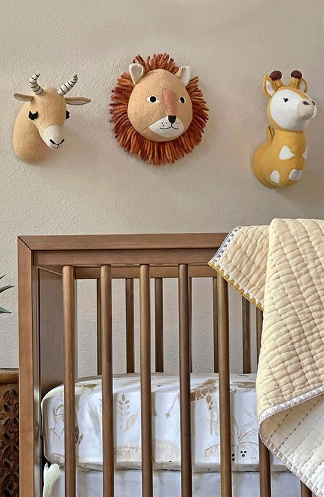 Nursery Decor Beige Nursery Boy, Jungle Baby Room, Jungle Bedroom Theme, Safari Baby Room, Safari Nursery Boy, Baby Room Design Boy, Baby Safari Nursery, Beige Nursery, Loopy Yarn