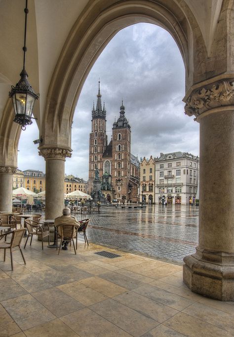 Poland Travel, Old Town Square, Krakow Poland, Zakopane, Voyage Europe, Town Square, European Vacation, Cross Border, Vilnius