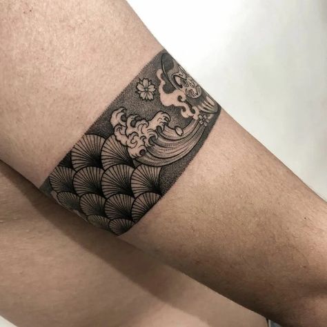 Geometric Armband Tattoo, Wave Tattoo Sleeve, Deep Meaning Tattoos, Japanese Tattoo Meanings, Meaning Tattoos, Meaningful Things, Japanese Theme, Armband Tattoos, Japanese Pop Art