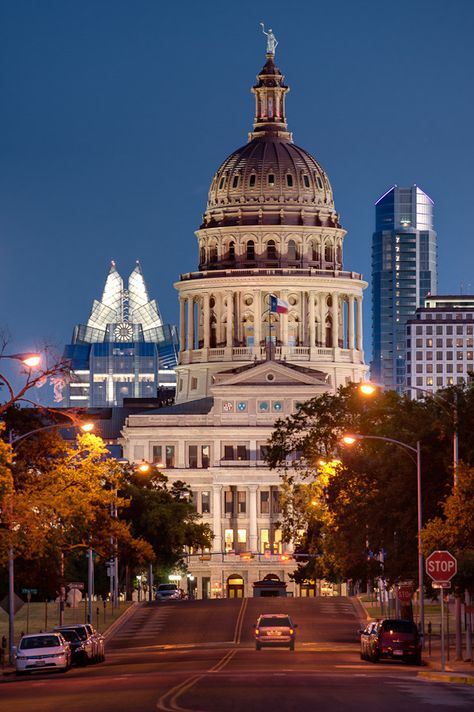 State Capitol, Austin, Texas, USA Texas State Capitol, Explore Texas, Visit Texas, Texas Places, Capitol Building, Texas Travel, Texas Usa, Places Around The World, Austin Texas