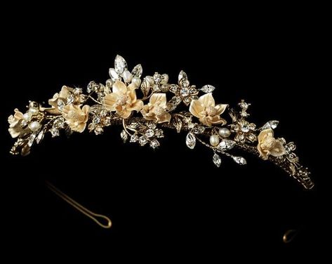 Crystal Pearl Floral Bridal Crown/ Freshwater Pearl / Floral | Etsy Champagne Crown, Gold Tiara Wedding, Gold Headpiece Wedding, Crystal Wedding Tiaras, Floral Tiara, Pearl Bridal Headband, Rhinestone Headpiece, Flower Tiara, Headband Size