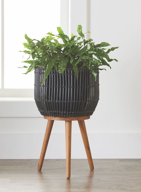 Rattan Planters, Black Planters, Resin Planters, Outdoor Living Decor, Basket Planters, Decoration Plante, Planter Stand, Colorful Garden, Faux Plants